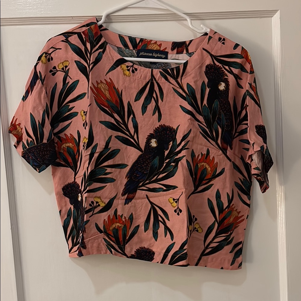 Women's Pink Floral Crop Top